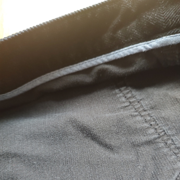 L.L. Bean Favorite Fit Corduroy Pants Jeans Black Ankle Cropped Cotton Pocket 20 - Picture 11 of 16